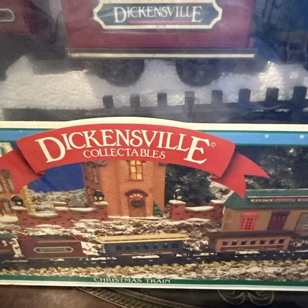 Vintage Dickensville New Bright Christmas Train W/ Musical Station House EXC